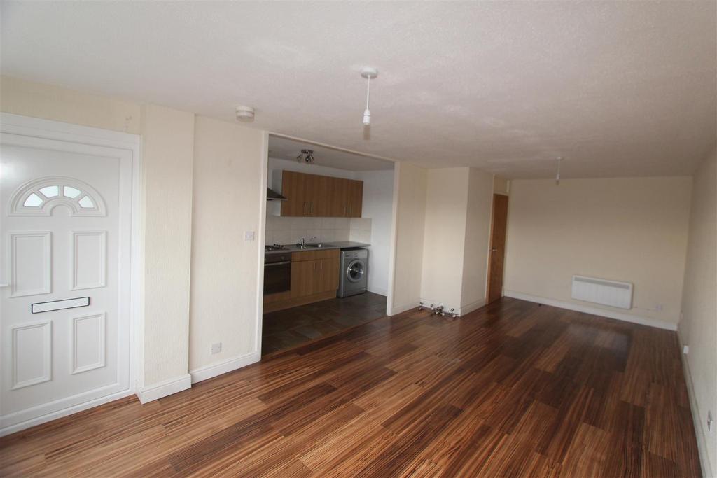Stroud Avenue, Willenhall 2 bed house share £650 pcm (£150 pw)