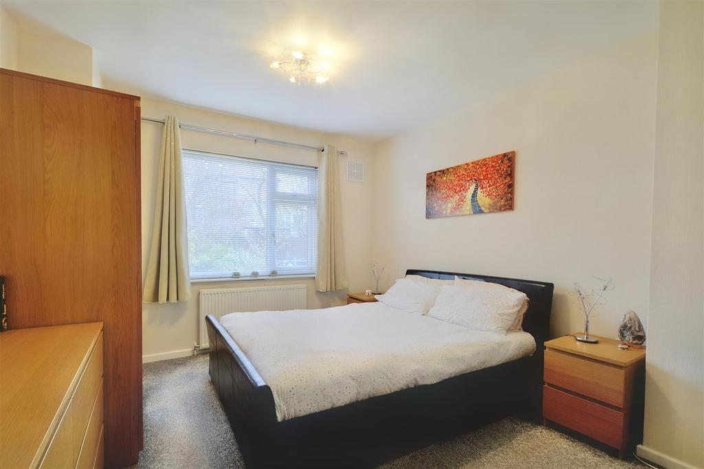 Bedroom 1.jpeg
