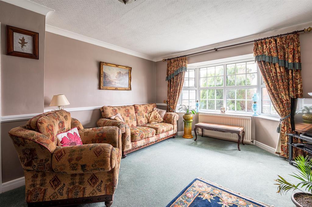 Common Road, Dunnington, York, YO19 5 bed terraced house for sale £