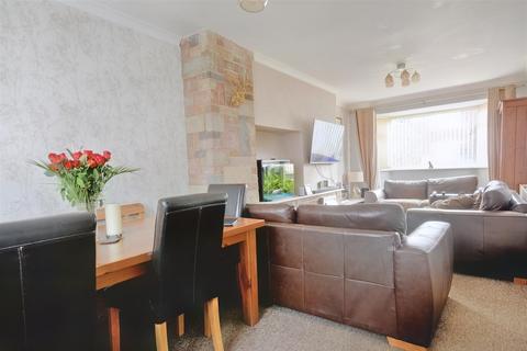 4 bedroom semi-detached house for sale, Derbyshire Drive, Ilkeston