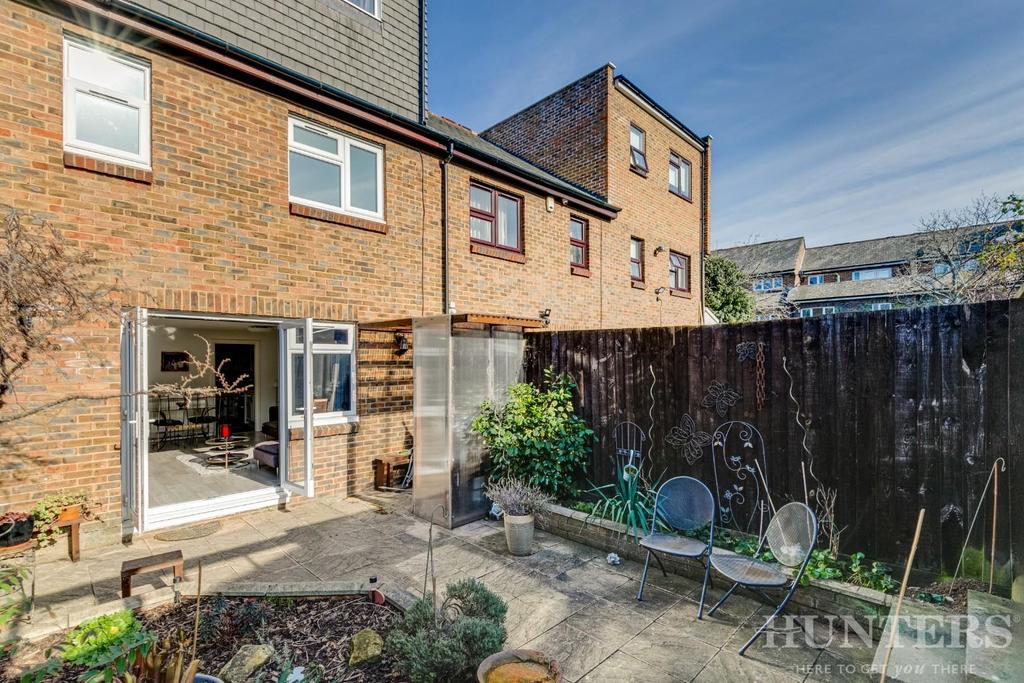 5 Sherboro Rd, London N15 6 DR, UK-25.jpg