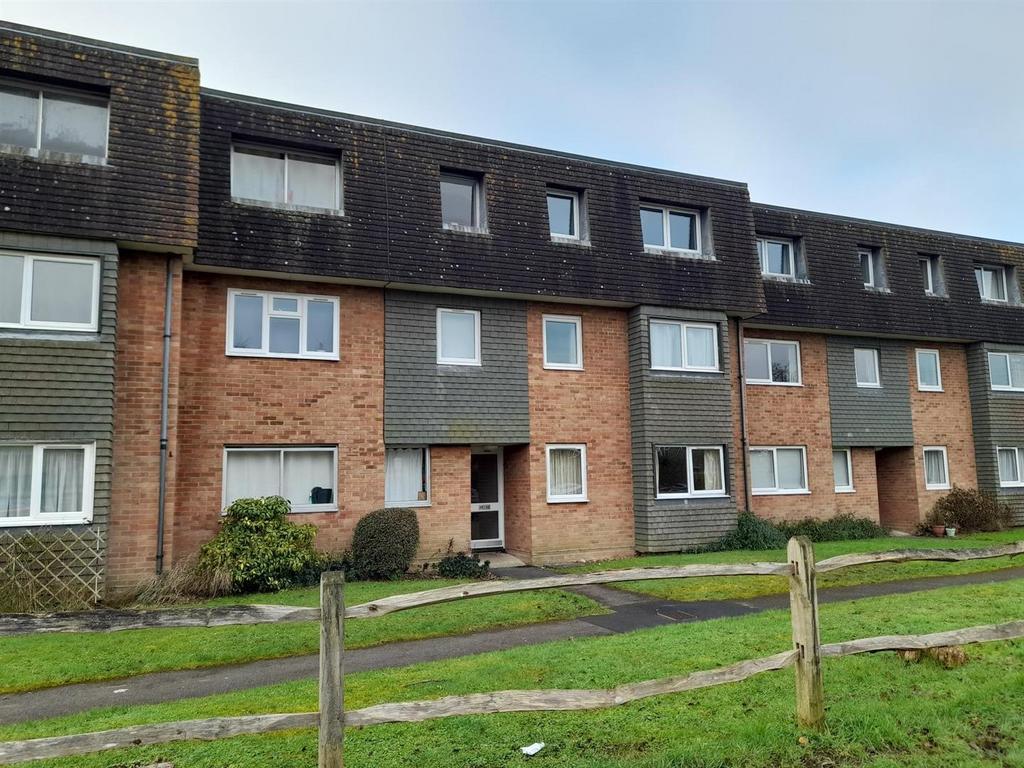 Elm Grove South, Barnham 2 bed flat £175,000