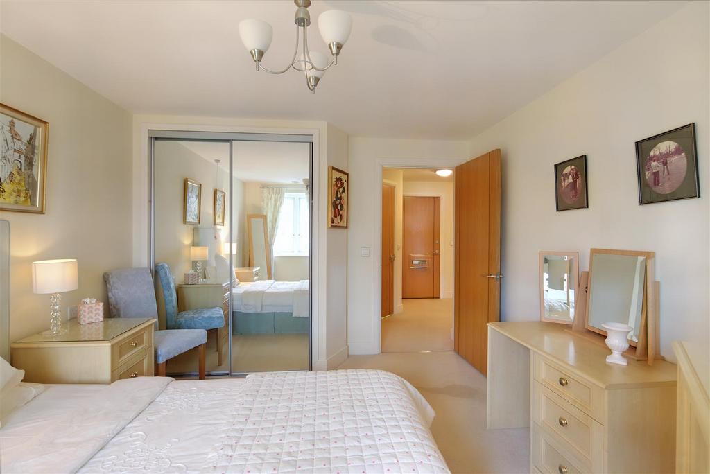 8540501-interior06.JPG