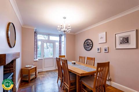 58 Chestnut Avenue, Wheatley Hills, Doncaster, DN2 5SP