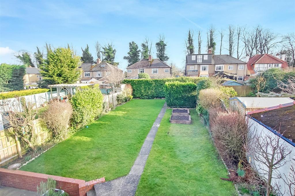 Woodcrest Road, Darlington 4 bed semidetached house £375,000