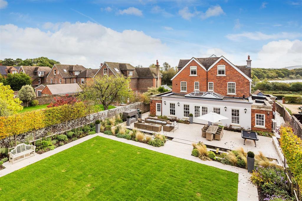 Heath Road, Petersfield, Hampshire 5 bed detached house £3,350,000