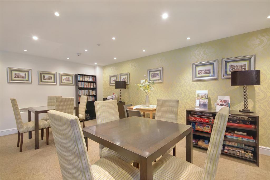 Homeowners Lounge