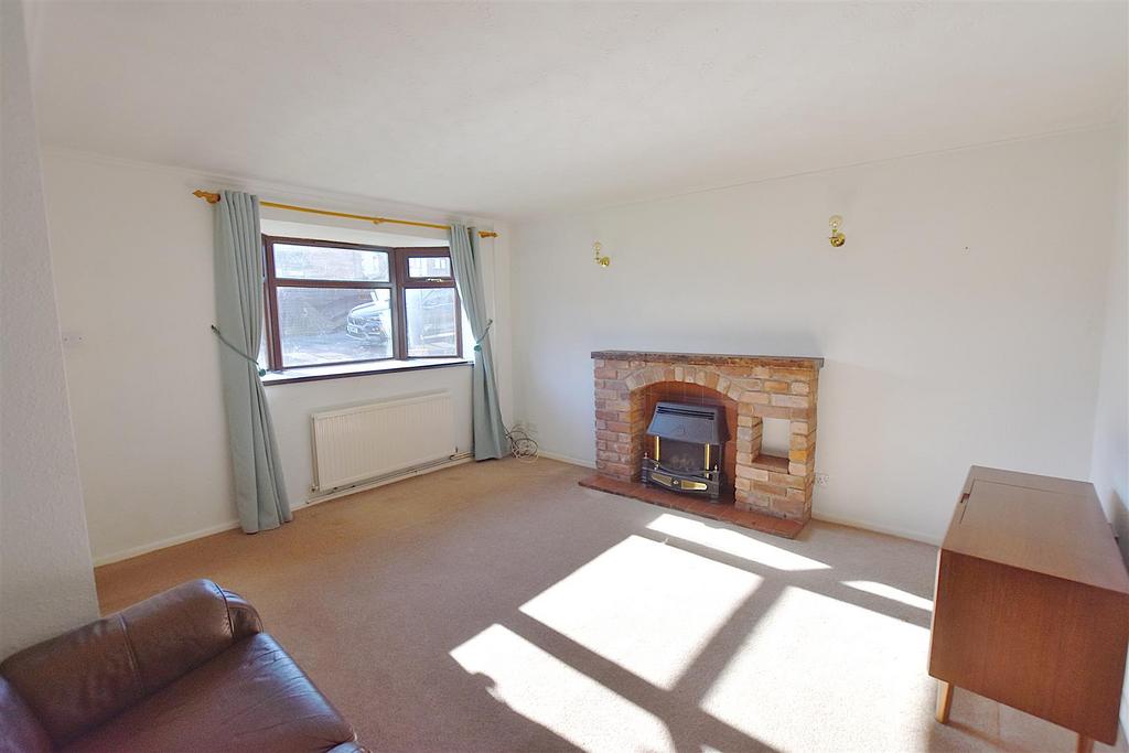 25 Hemsby Close - Living Room to Window.JPG