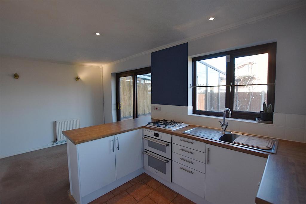 25 Hemsby Close - Kitchen to Dining 2.JPG