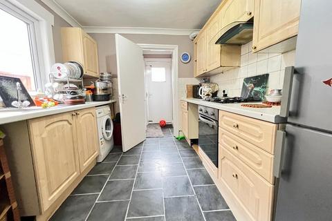 3 bedroom house for sale, Stanley Road, Ilford