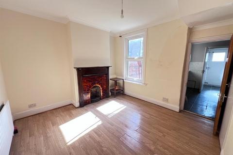 3 bedroom house for sale, Stanley Road, Ilford