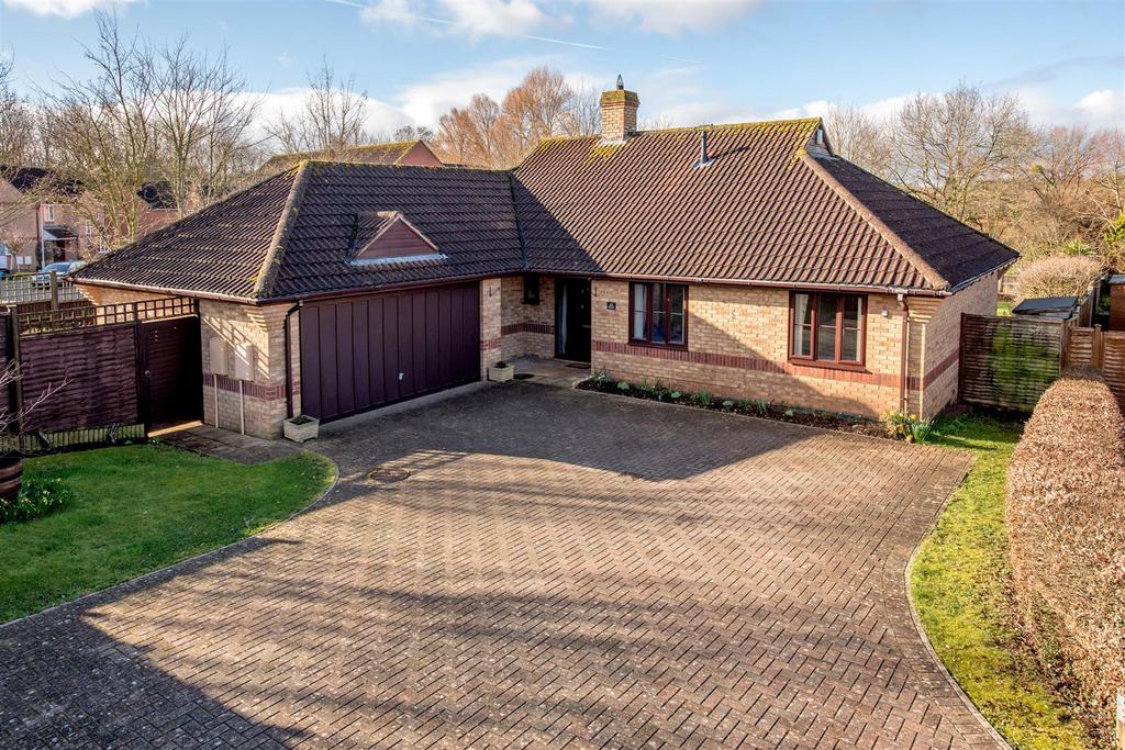 Killams Green, Taunton 3 bed bungalow £500,000