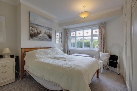 15 Melton Road, North Ferriby, HU14 3ES