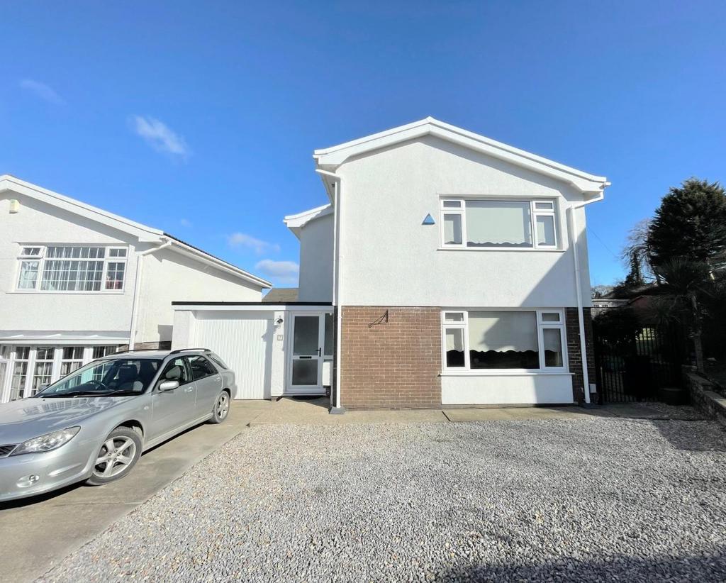 The Hollins, Neath 4 bed detached house £300,000