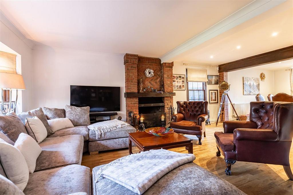 Thornwood Road, Epping 4 bed detached house for sale £1,195,000