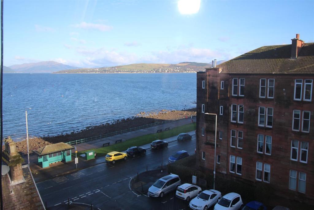 Ashburn Gardens Gourock 1 bed flat £525 pcm (£121 pw)