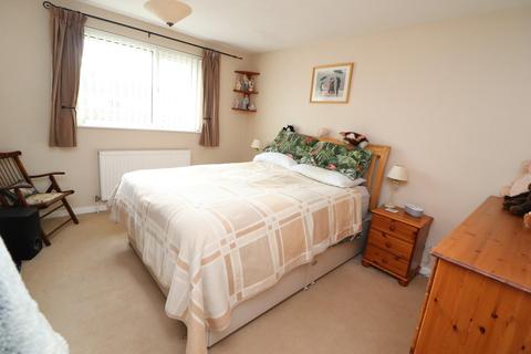 6 Birkdale, Yate, Bristol, BS37 4EX