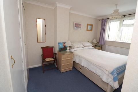6 Birkdale, Yate, Bristol, BS37 4EX