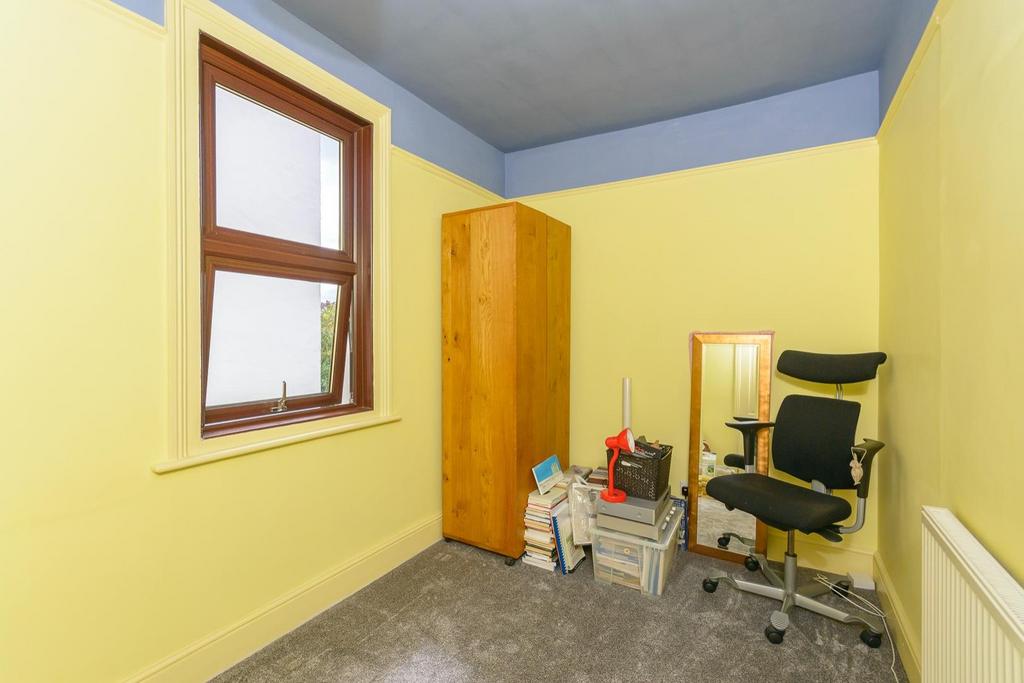 TEERTSNIAMLAB92 - Bedroom B.jpg