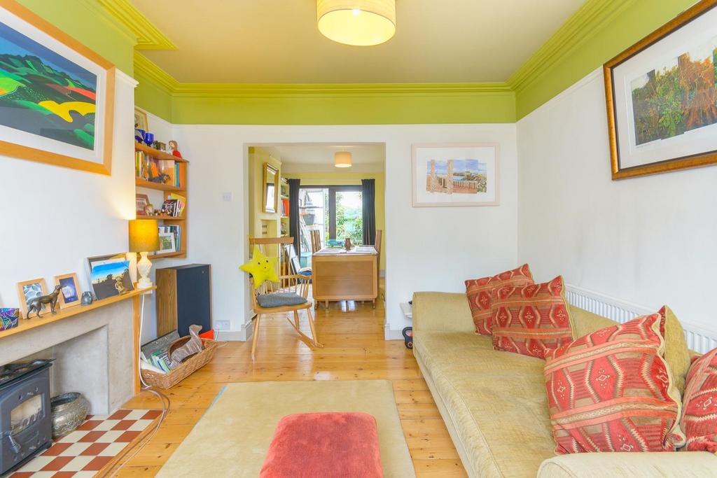 TEERTSNIAMLAB92 - Living Room B.jpg