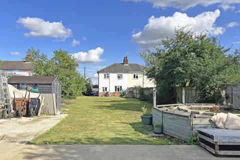 2 Blake End, Rayne, Braintree, CM77 6SQ