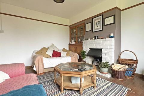 2 Blake End, Rayne, Braintree, CM77 6SQ