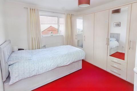 14 Argyll Estate, Alexandria, G83 0QJ