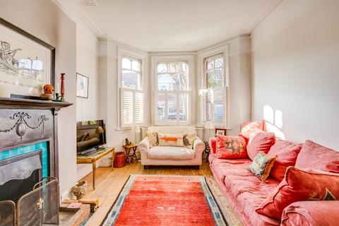 26 Copthall Gardens, Twickenham, TW1 4HJ