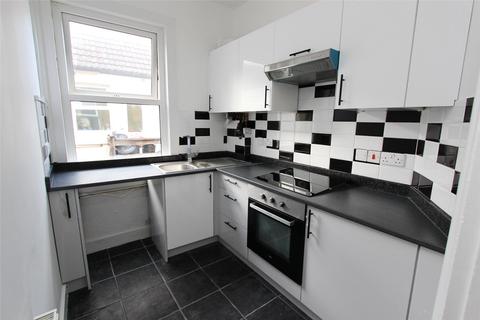 3 bedroom apartment to rent - Anerley Road, Westcliff-on-Sea, Essex, SS0
