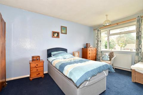 18 Brogden Crescent, Leeds, Maidstone, ME17 1RA