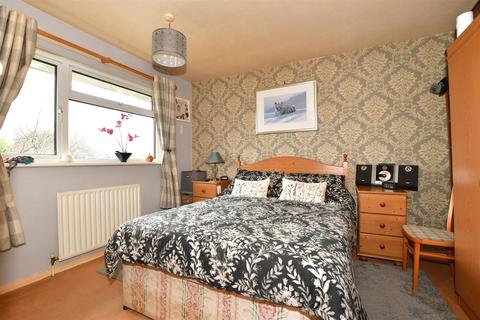 18 Brogden Crescent, Leeds, Maidstone, ME17 1RA