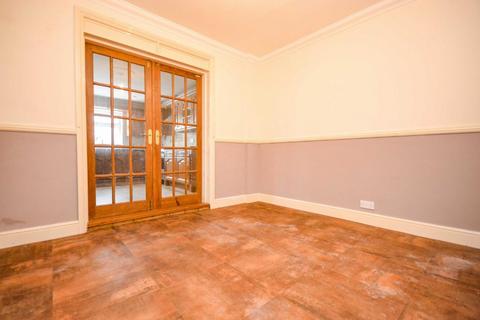 3 bedroom semi-detached house for sale - Manston Road, Ramsgate