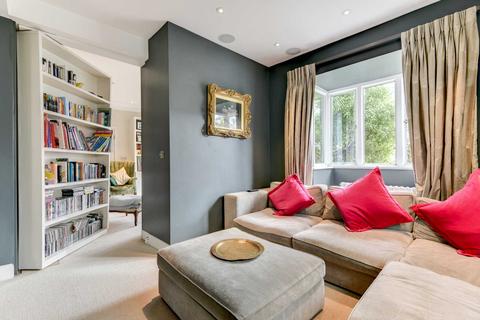 5 bedroom detached house to rent, York Ave, Hove