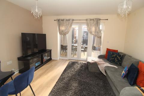 2 bedroom semi-detached house for sale - Birdhope Close, The Rise, Newcastle upon Tyne, Tyne and Wear, NE15 6BF