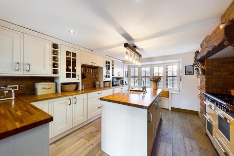 Gelder Cottage West End Road, Norton, Doncaster, DN6 9DH