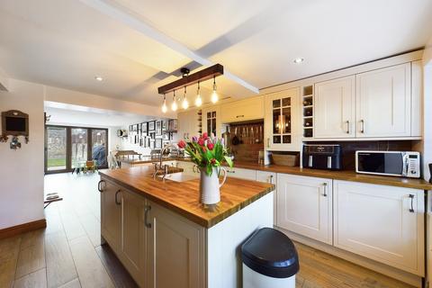 Gelder Cottage West End Road, Norton, Doncaster, DN6 9DH