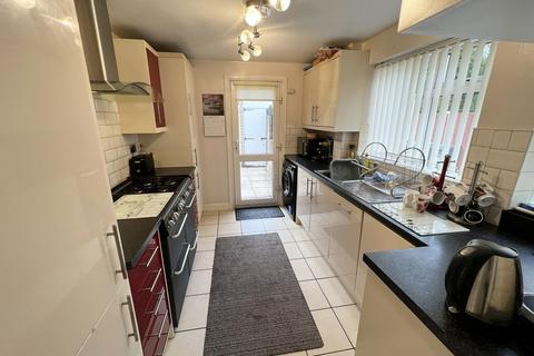 32 Bronte Farm Road, Shirley, Solihull, B90 3DF