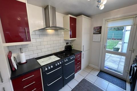 32 Bronte Farm Road, Shirley, Solihull, B90 3DF