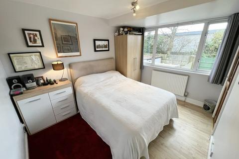 32 Bronte Farm Road, Shirley, Solihull, B90 3DF