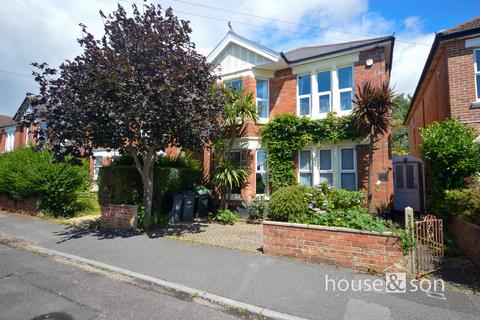 4 bedroom detached house for sale, Chatsworth Road, Bournemouth