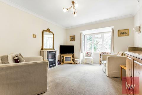 2 bedroom apartment for sale, Crescent Dale, Shoppenhangers Road, Maidenhead, SL6