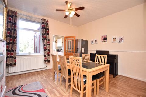 2 bedroom end of terrace house for sale, Oldham Road, Thornham, Rochdale, OL11