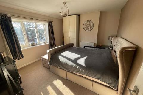 30 Edwards Road, Halifax, HX2 7DG