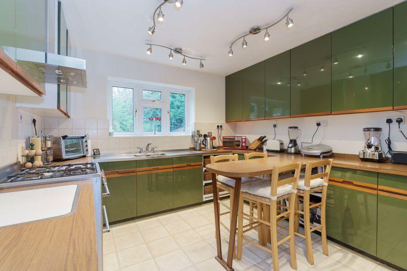 Rosewood Way, Farnham Common 5 bed detached house for sale £1,150,000