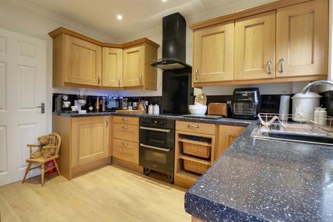 29 Newfield Road, Marlow, SL7 1JW
