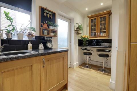 29 Newfield Road, Marlow, SL7 1JW