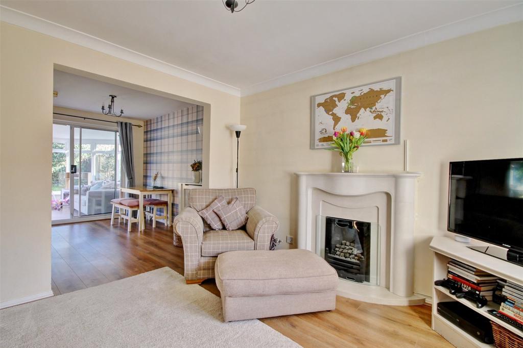 Ashbourne Drive, Coxhoe, Durham, DH6 4 bed detached house £210,000