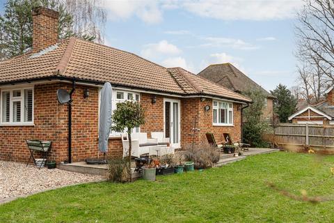 2 bedroom detached bungalow for sale, London Road South, Merstham, Redhill