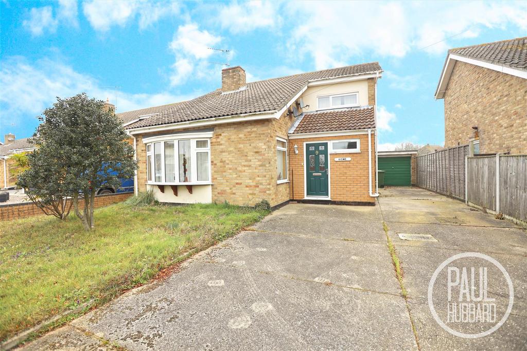 Plovers Way, Lowestoft, Suffolk 2 bed detached house £260,000