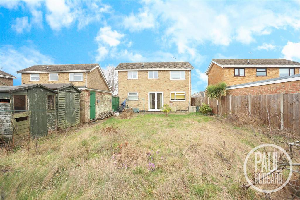 Plovers Way, Lowestoft, Suffolk 2 bed detached house £260,000